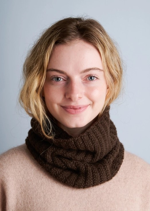 25 Knit Cowl Patterns: Free for the Adventurous Beginner