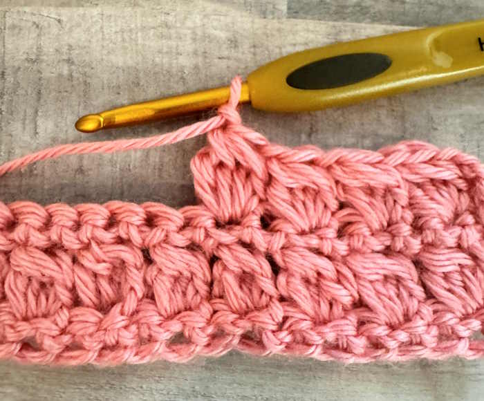 Crochet Bobble Stitch: A Beginner's Guide to this Textured Stitch