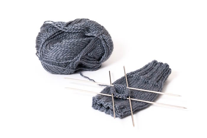 Knitting Flat With Circular Needles (+ Video Tutorial) - Handy