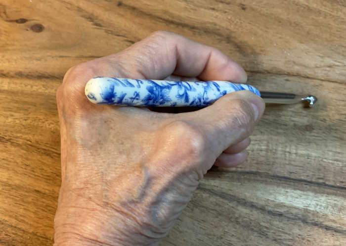 Reduce Pain While Crocheting With These Crochet Hooks For Arthritic Hands, artist, 👉👉Click This Link to Buy Best Crochet Hooks For Arthritic Hands  From :  #sewing